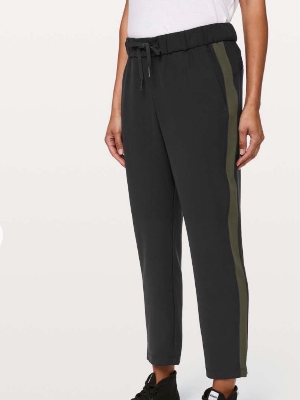 Lululemon on the fly woven ankle track pant with green stripe
